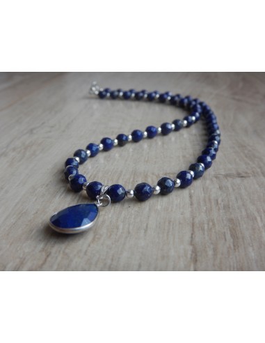 Collier en pierres naturelles de lapis lazuli