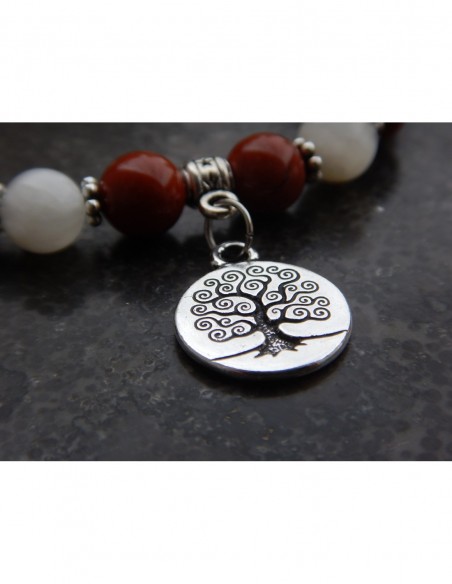 Bracelet en pierres naturelles de jaspe rouge et pierre de lune, perles 8 mm et sa médaille arbre de vie en métal argenté