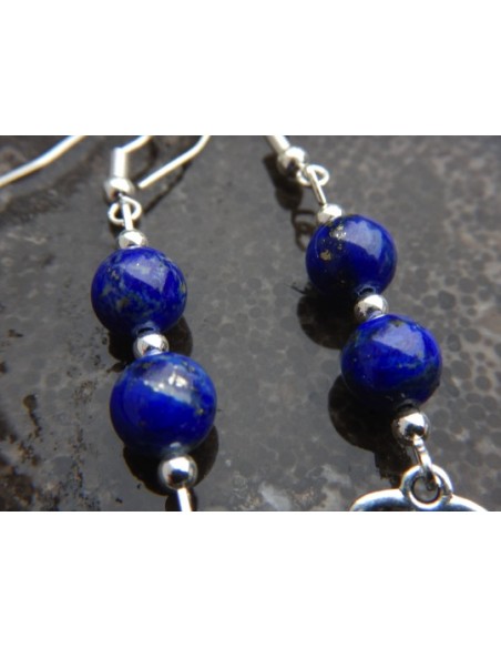 Paire de boucles d'oreilles en pierres naturelles de lapis lazuli et ses médailles fleur de lotus argentées